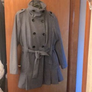 Calvin Klein jacket/coat, pleated, military style, big buttons, epaulets, belt.